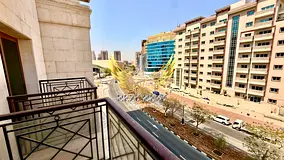 SPACIOUS FULLY UPGRADED 2BR | FREE HOLD | END USER & INVESTMENT DEAL
