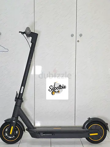 NINEBOT MAX G30 SCOOTER