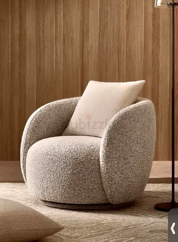Beige Bouclé Swivel Accent Chair - Cozy Modern Lounge Chair