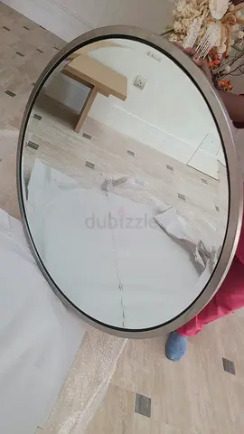 Large mirror, silver rims, from Ethan Allen. In excellent condition.