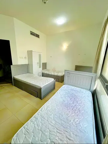4 sharing with attached washroom bedspace is available in Barsha Heights