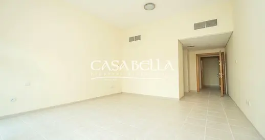Unfurnished Apt | Ready to Move | Metro Access