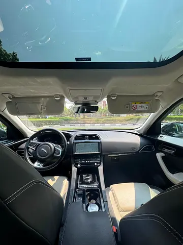 2019 Jaguar F-PACE — миниатюра 16