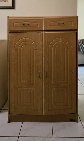 Wooden 2-Door Shoe Cabinet with Top Drawers - Good Condition
