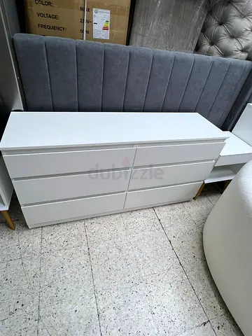 Modern White 6-Drawer Chest of Drawers