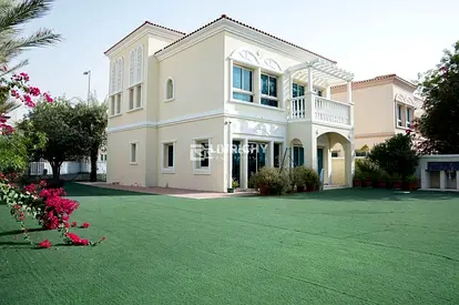 CORNER UNIT | PRIME JVT | 2 BR VILLA