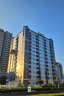 Upgraded | Spacious| 2-Bedroom | Sports City | Profile Residence