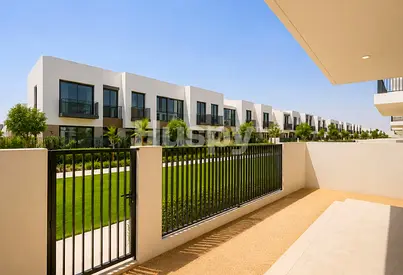 Open Plan Living | Single Row | Brand New