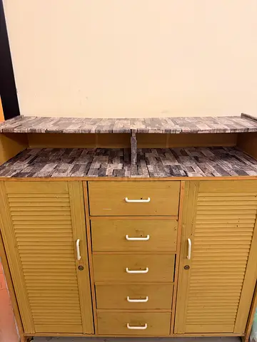 Large Multi-Storage Cabinet / Wardrobe – AED 149 خزانة تخزين كبيرة مع 5 أدراج – 149 درهم