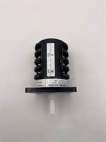 Rotary Voltmeter Selector Switch 7-Position (3-Phase 4-Wire) F4(64*79) 600V – Made in Taiwan