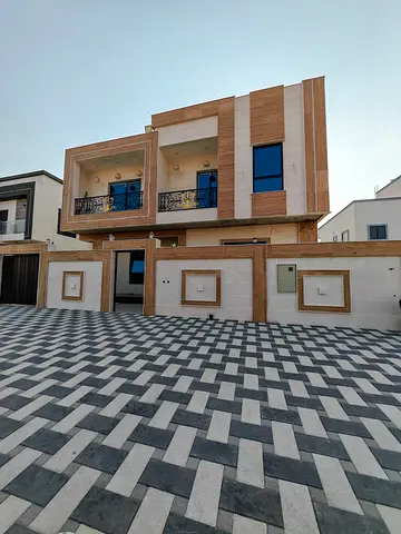 Close to Rahmaniyah Street / minutes from schools / free ownership / internal garage