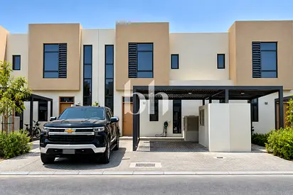 2BR Middle | No Service Charge | Freehold for Arab