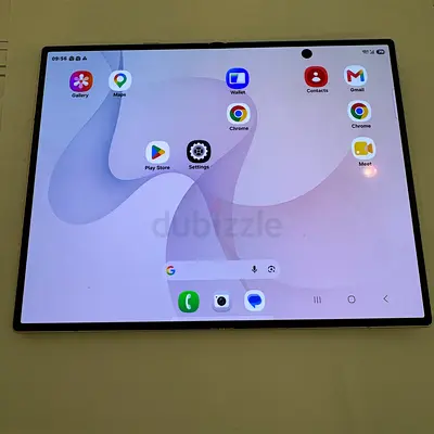 Samsung Fold 8 512 GB for 5600.00