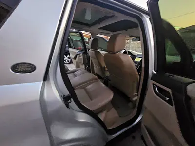 صورة 14 لـ 2013 LAND Rover LR2