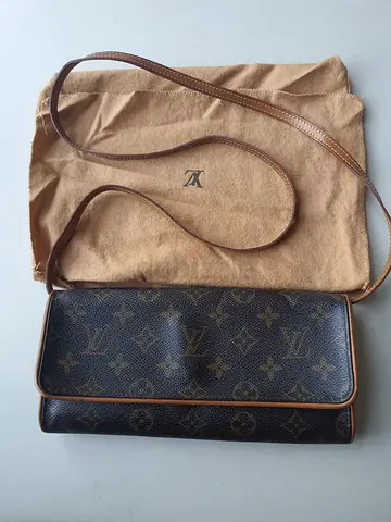 Louis Vuitton Monogram Pochette Clutch Bag with Dust Bag