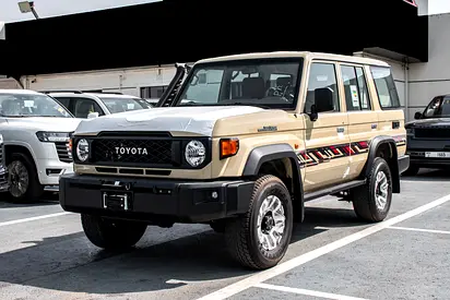2026 Toyota LC 76 DSL (2.8 /MANUAL) WITH Cool Box. GCC Specs