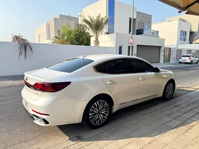 صورة 8 لـ 2021 KIA K8
