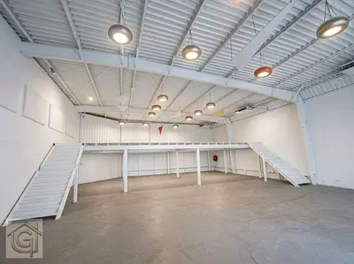 Main Road Showroom Cum Warehouse for Rent – Al Qusais, Dubai.
