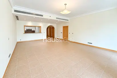 Upgraded | High Floor | Desirable F Type