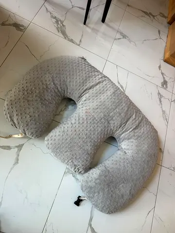 Twin Z Grey Nursing, Feeding and resting Pillow