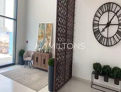 Exclusive Waterfront Residence | Direct Beach Access | Ready to Move | Resale