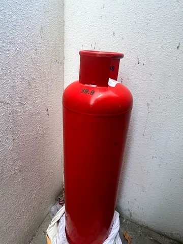 Dubai with Full Gas Cylinder 39.9 kg