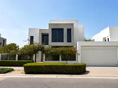 SPACIOUS 5BR VILLA | VACANT | PRIME LOCATION