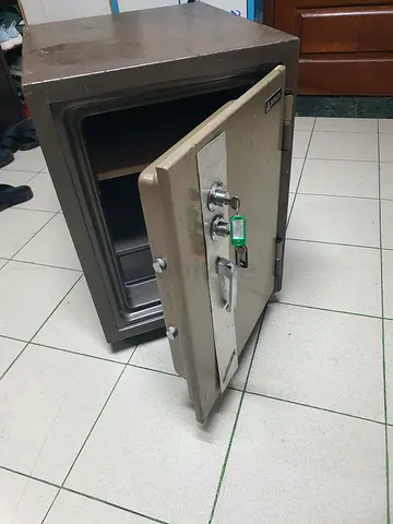 Used Heavy-Duty Office Safe with Key and Combination Lock