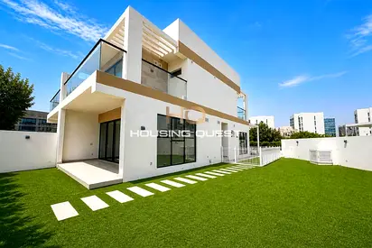 On Park | Ready To Move in | Near Facility