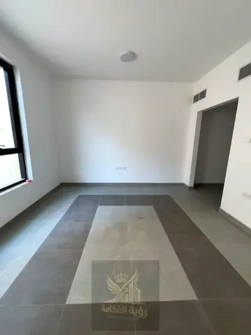 Brand new master bedroom with balcony and larger space near University City