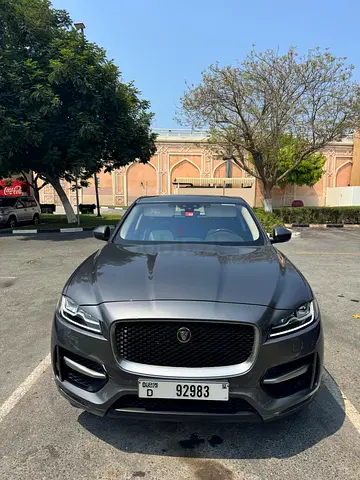 2019 Jaguar F-Pace 25T GCC Specs