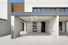Huge Layout | Vacant Unit | Community View