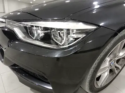 صورة 10 لـ 2018 BMW 3-SERIES