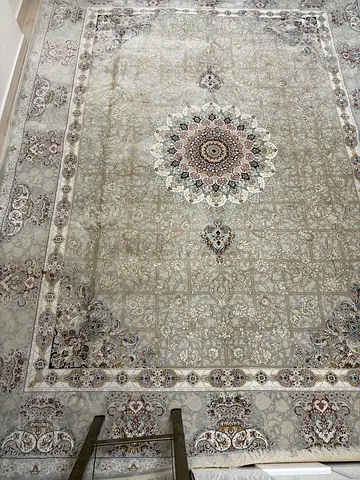 1200\-Count Persian Rug – 12 SQM – Silver Color