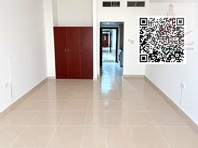 Studio apartment for rent on the Corniche in Al Majarah, a very prime location and at an excellent price.