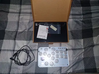 Haute42 Hitbox Leverless Controller S16C with RGB