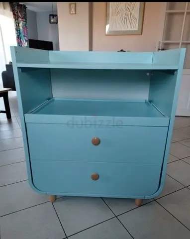 Myllra tabel with drawers