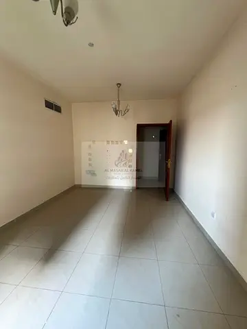 Large Entrance Hall | Open Views | Excellent Finishing | Comfortable Spacious Area | Practical Layo