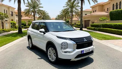 AED 1,055/month | 0 Downpayment | Free 3 Months Warranty | 30 Day Return | MITSUBISHI OUTLANDER 2025