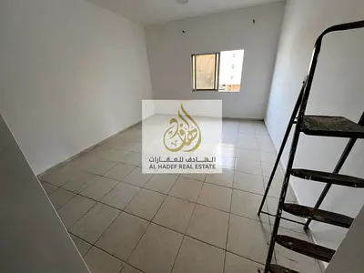 Studio apartment, semi-detached kitchen, very spacious, prime location, flexible payment plans.