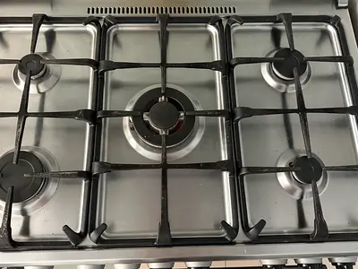 Stainless Steel 5-Burner Gas Hob in Good Working Condition