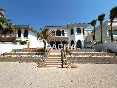 Renovation Potential | Rare Frond | Atlantis View