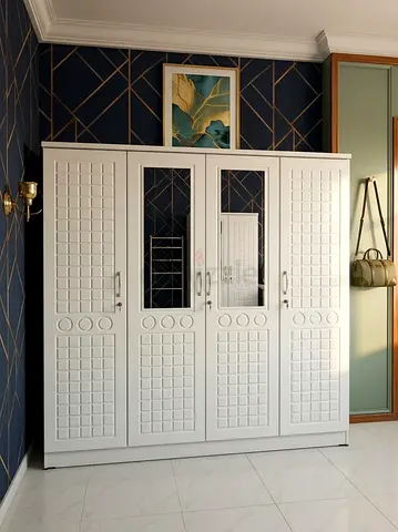 White 4-Door Wardrobe with Mirrors