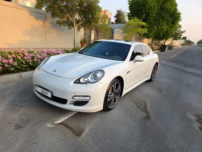 Porsche Panamera Platinum Edition 2013 GCC Specs