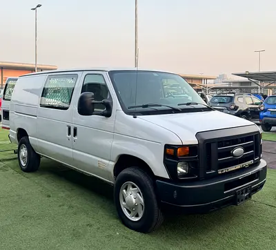 Ford E-250 Commercial 2014 GCC Specs