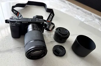 Sony a6400 mirrorless camera hybrid