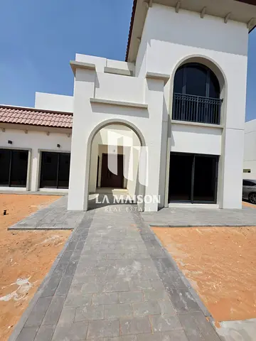 Mediterranean Style | 5BR Villa | Covered Parking