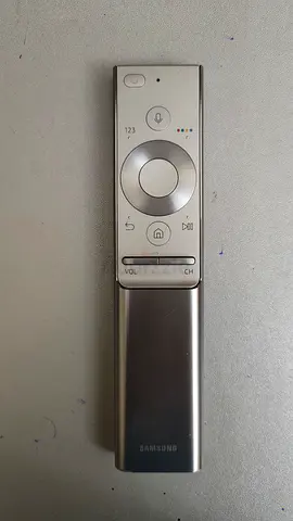 Samsung Smart TV One Remote (Silver) - Works, Light Wear