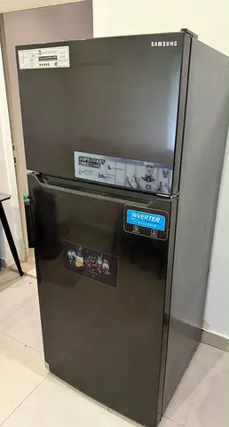 Samsung Refrigerator new 1 year used