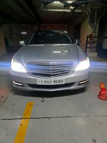 Mercedes-Benz S-Class S 550 4MATIC 2013 American Specs